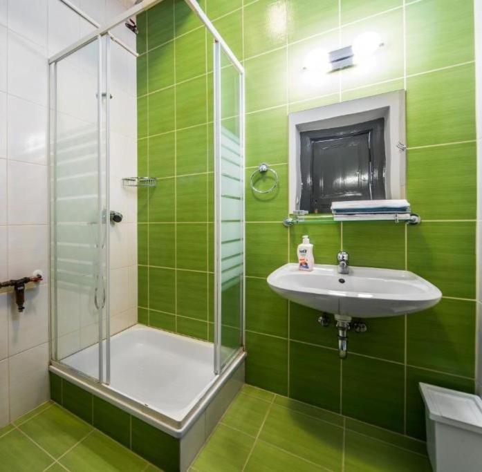 Dohany 1 2 Bedroom Apartment At Great Synagogue Budapest Exterior photo